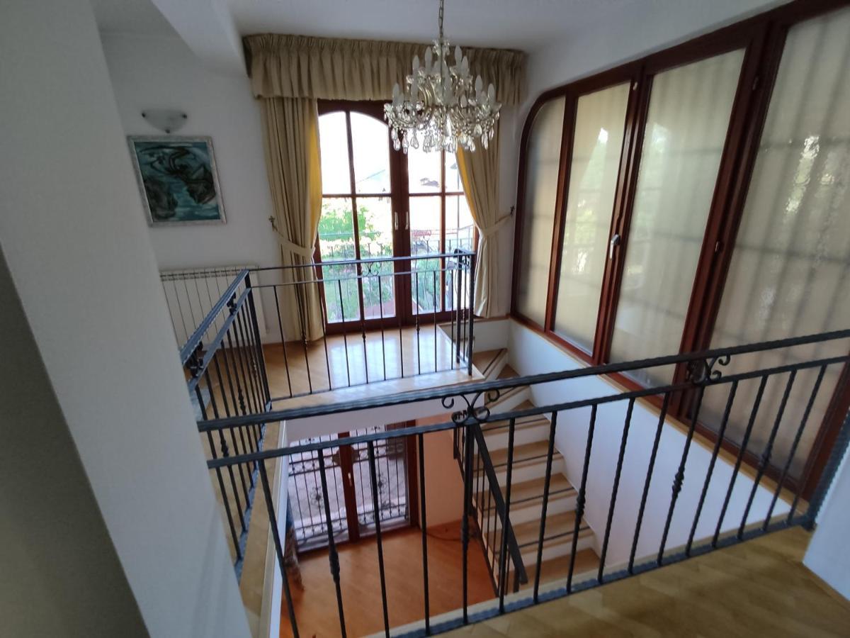 Villa Kuna SJJ Eksteriør billede